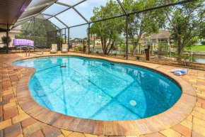 Gulf access, Heated Pool, outdoor kitchen, firepit & dock - Waterfront Paradise